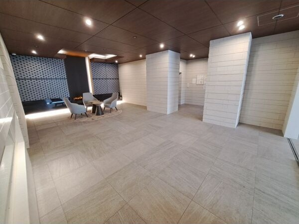 スプランディッド梅田北のロビー
