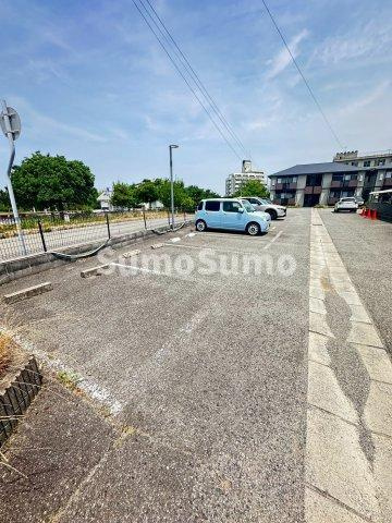 セジュールME伊藤の駐車場|駐車場に車を止められます