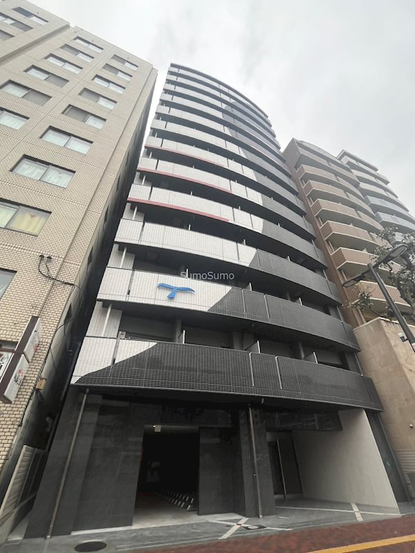 セレニテ難波リアン
