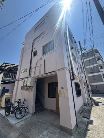 スリール灘南の外観