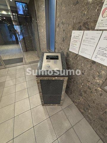 フォレスト西道頓堀のエントランス