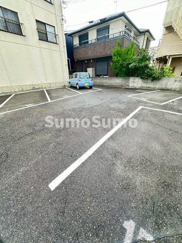セゾン立石の駐車場|駐車場があります