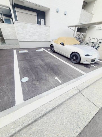 フジパレス西宮西福町Ⅱ番館 の駐車場