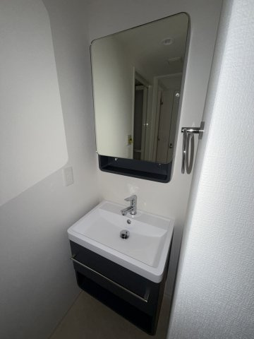 セレニテ神戸西エクラの洗面所