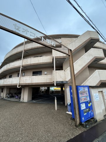 セオコート明石2号棟の外観