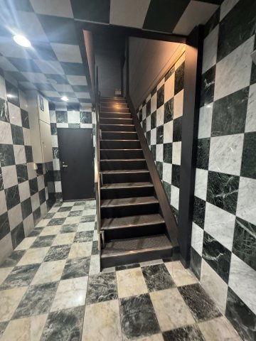 セピアコートZENのエントランス