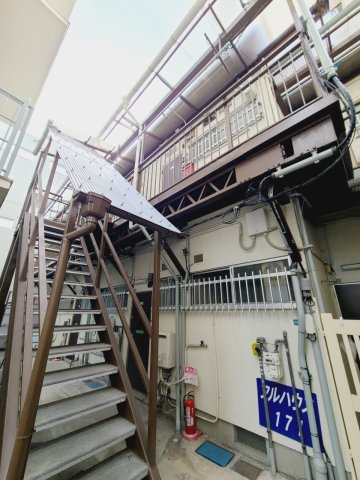 フルハウス１７１の外観