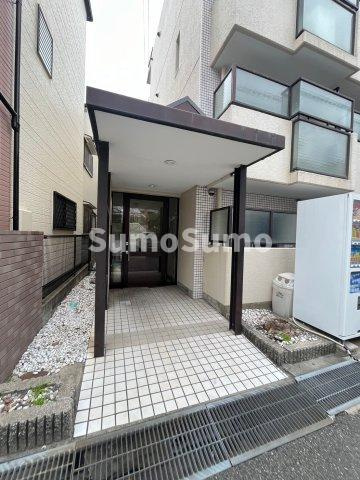 ダイドーメゾン御影のエントランス|建物の内部です
