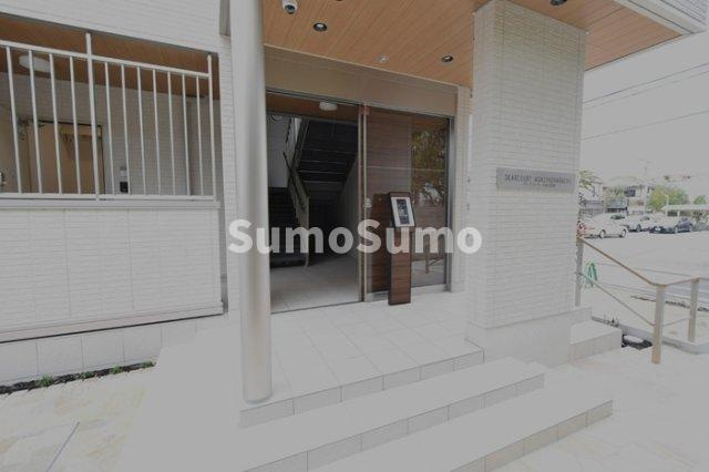 ディアコート芦屋大原町のエントランス