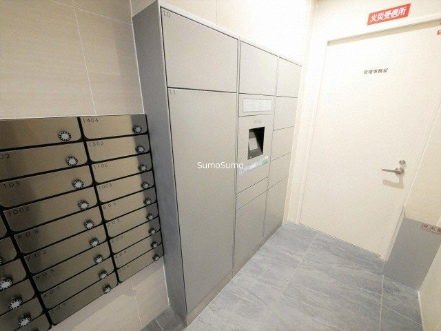 プレサンス天満橋トラッドのその他共用部分|外観もきれいです
