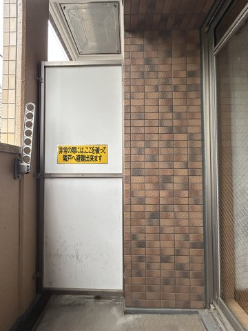 プレサンス大手前パークサイドⅡのバルコニー
