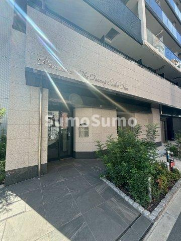 プレサンス　ＴＨＥ　ＴＥＮＮＯＪＩ　逢阪トゥルーのエントランス