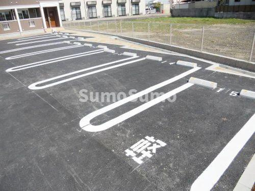 フレグランスＡの駐車場|駐車場完備です
