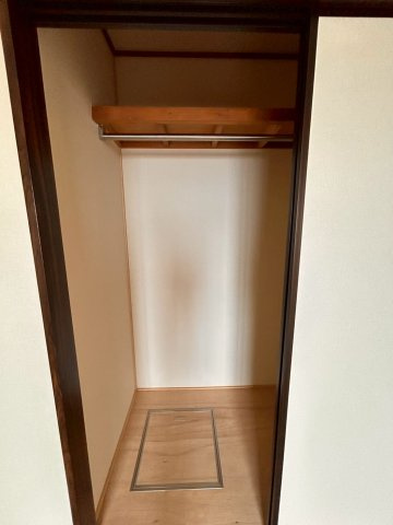 タウニイ星が丘の収納|こまごまとしたものを収納できそうですね