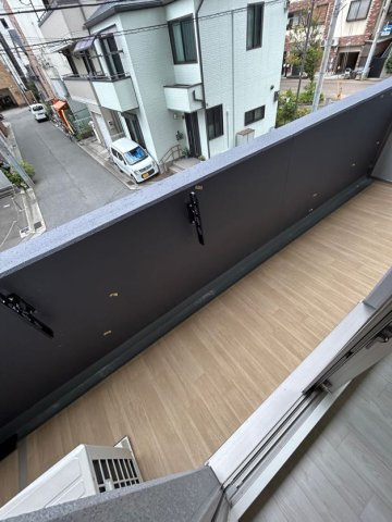 ソルテラスＫＯＢＥ新長田駅前のバルコニー