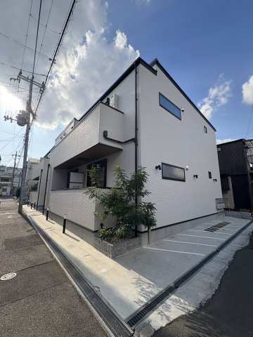 ブルームの外観