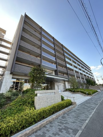 プレサンスロジェ西神南