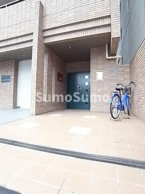 ソレイユ東難波のエントランス