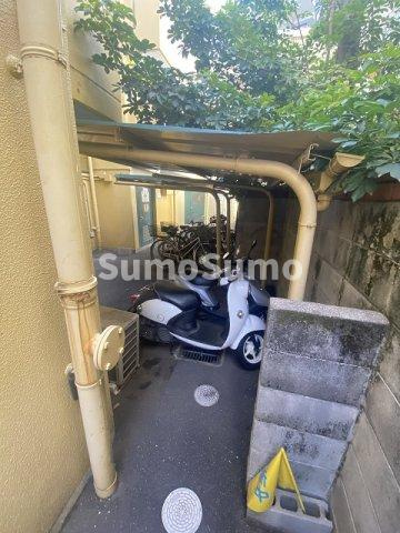 ダイドーメゾン苦楽園のエントランス