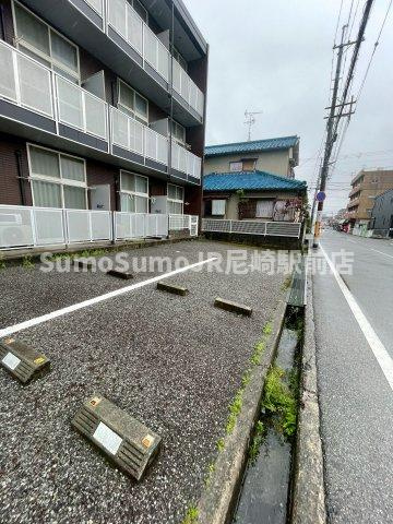 センチュリー武庫元町 の駐車場|駐車場です