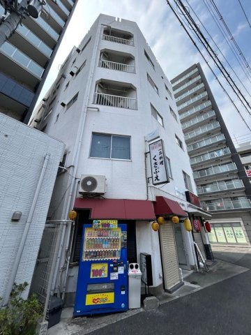 チャンピオン兵庫ビルの外観