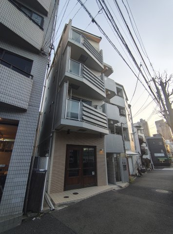 ティーガーデン六甲道の外観