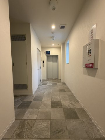 ソレイユ上汐のロビー