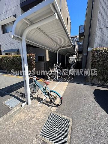 ツインキューブN棟のその他共用部分|おしゃれな外観です