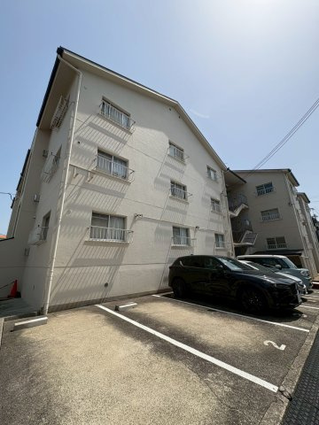 ハイツポールベールの外観