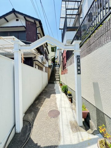 ハイツ篠原のエントランス