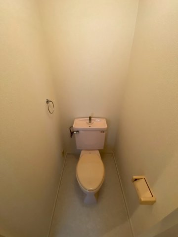 ハイツ丸岡のトイレ