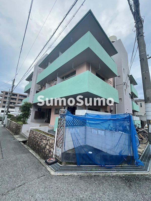 バイオレットコーポの外観