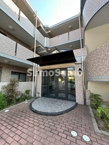 ハイタウン御殿山東の外観