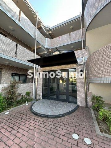 ハイタウン御殿山東の外観