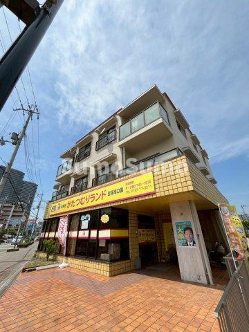 ハイツ延命の外観