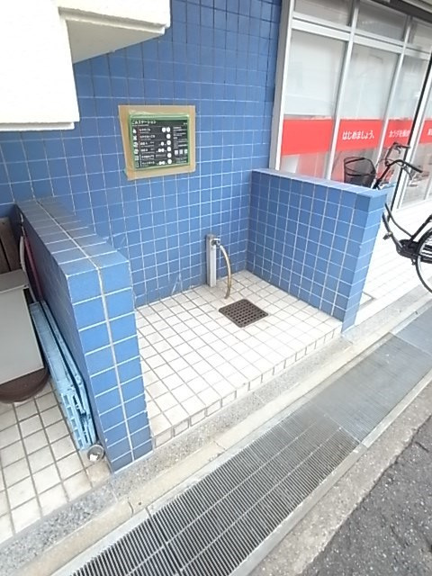 ハイツシャロームの外観