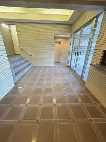ハイツレインボー塩屋のロビー|ロビーです