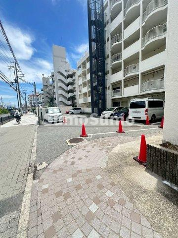 パラッシオ舞子の駐車場|駐車場完備です