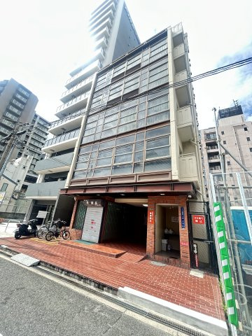 ハイネス北浜のエントランス