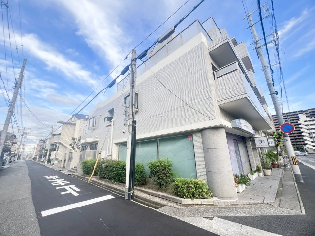 ハイム本山ギャラリー・コートの外観