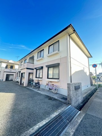 ハイツ王塚の外観|きれいな外観です