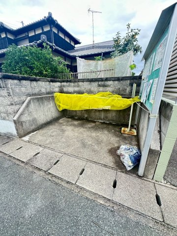 ハイツナカノの駐車場