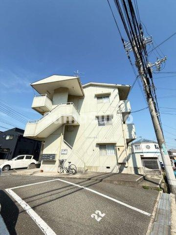 ハイフラット静徳のロビー