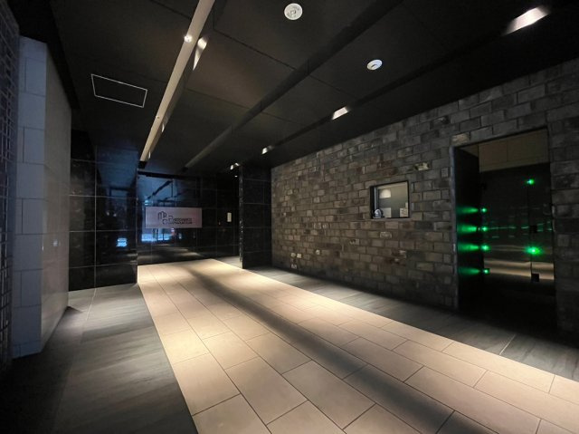 プレサンス阿波座駅前のロビー
