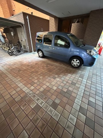 プレジオ中之島の駐車場