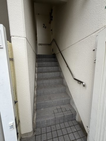 ハイツ輝の外観