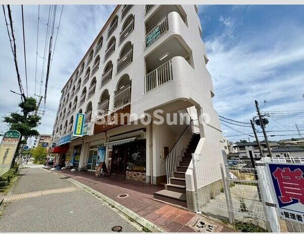 ハイツニュー多聞の外観|外観は落ち着いています