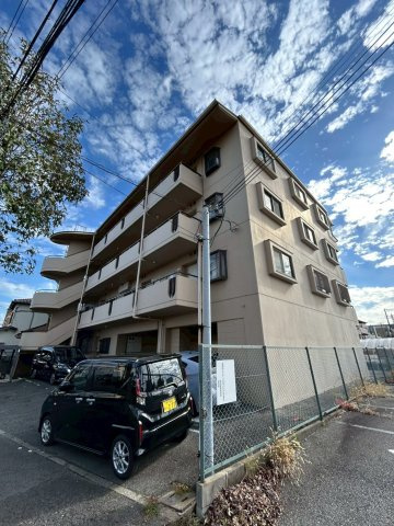 パールハイツの外観|外はこのようになっています