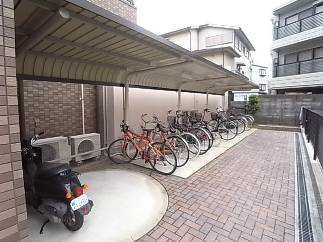 ハートランド甲東園の外観