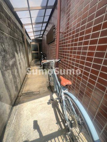 ハイム　アンゲネームの駐車場